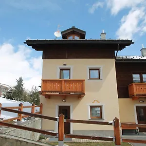 Comfortable Holiday In Near Ski Lift , Livigno Italia